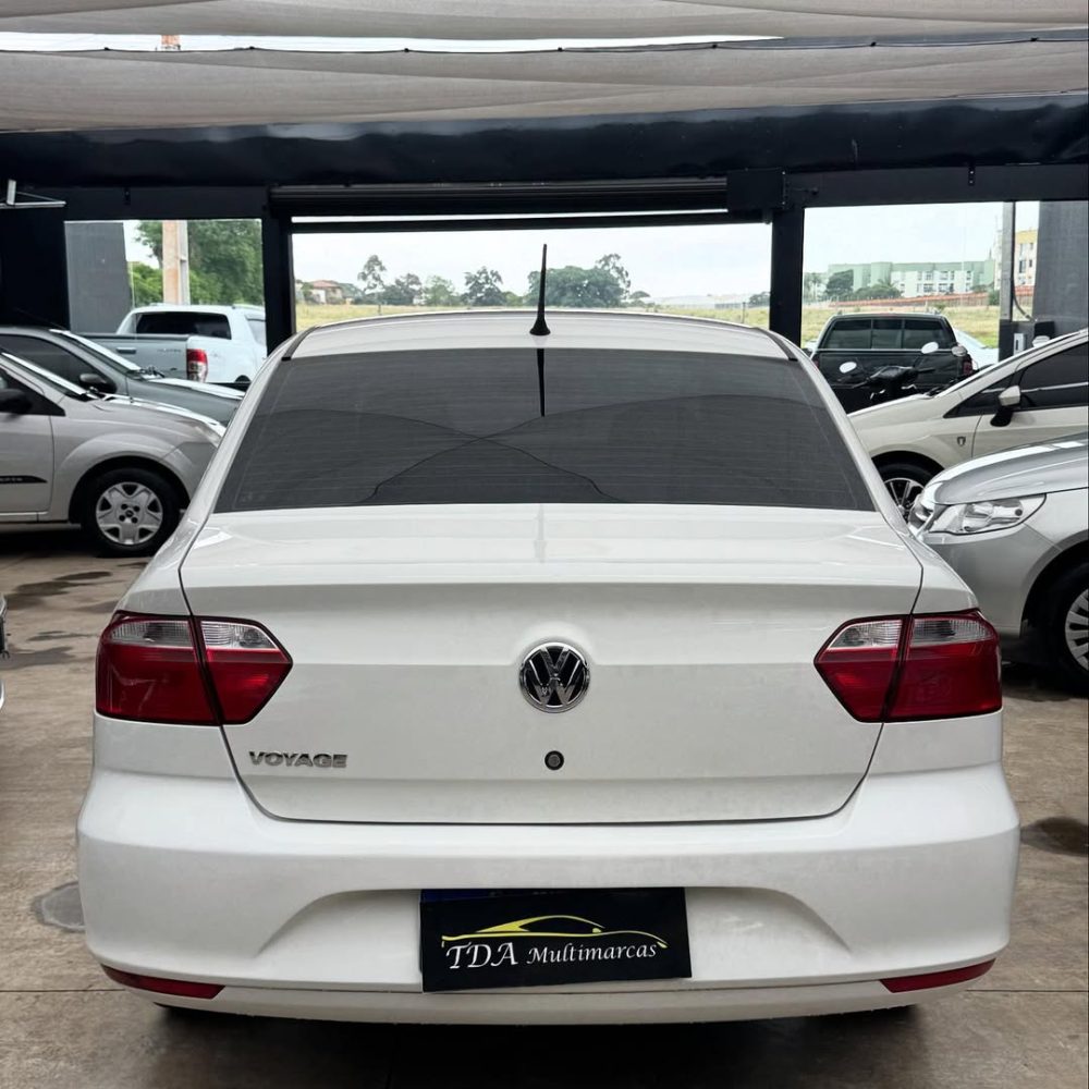 🚗 Voyage 1.0 2022-2023 completasso!Banco de couro, multimídia, chave reserva e manual 🔑💰 Apen (4)