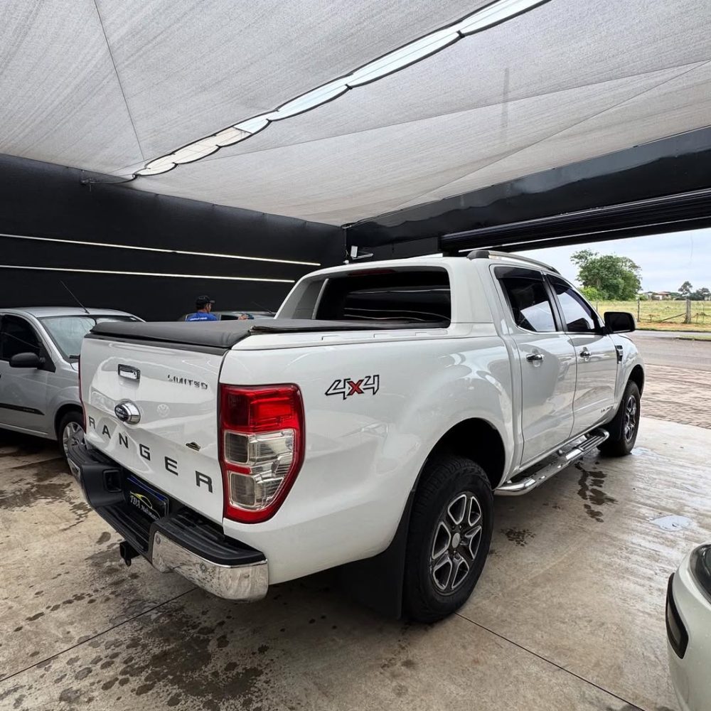 🚙 Ranger Limited 3.2 4x4Automática, completa e bruta do jeito que a gente gosta 💪💰 R$ 95.900Q (6)